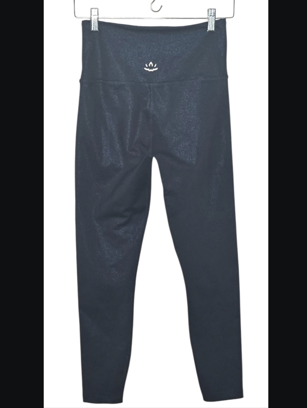 Beyond Yoga Softshine HR Navy Blue Shimmer Cropped Leggings - Picture 2 of 4